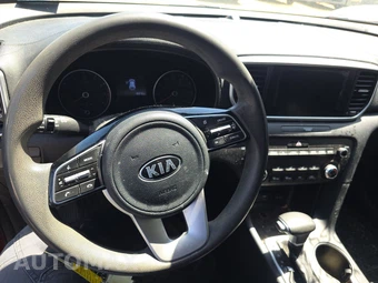 2021 Kia Sportage LX – miniatura 10