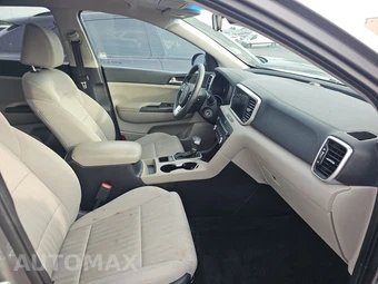 2021 Kia Sportage LX - miniatura 8