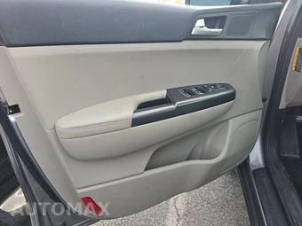 2021 Kia Sportage LX - miniatura 9