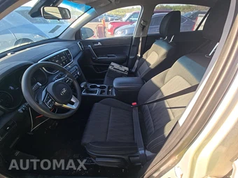 2021 Kia Sportage LX – miniatura 7