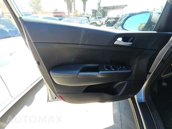 2021 Kia Sportage LX – miniatura 9