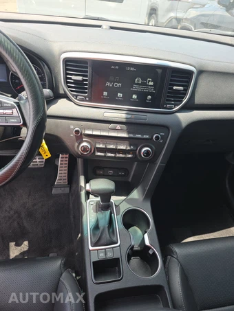 2021 Kia Sportage S – miniatura 11