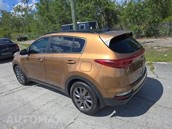 2021 Kia Sportage S – miniatura 6