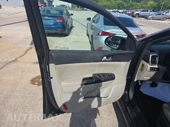 2021 Kia Sportage S – miniatura 9