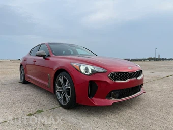 2021 Kia Stinger GT-Line