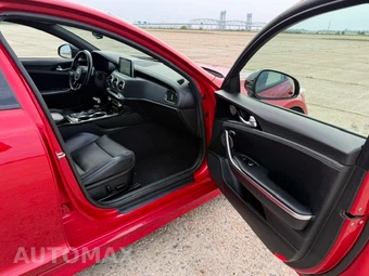 2021 Kia Stinger GT-Line – miniatura 21
