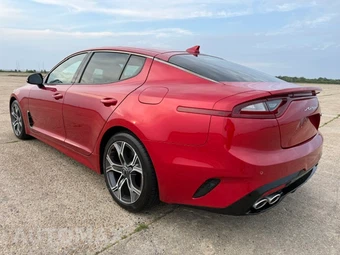 2021 Kia Stinger GT-Line – miniatura 7