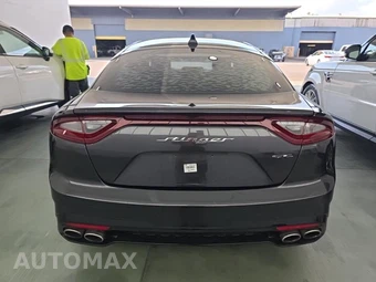 2021 Kia Stinger GT-Line – miniatura 5