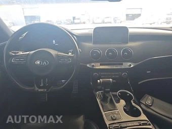2021 Kia Stinger GT-Line – miniatura 8