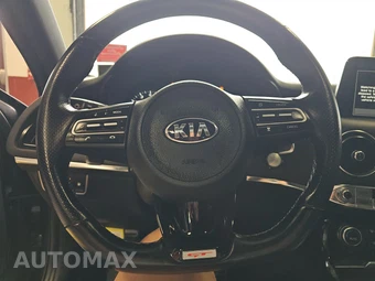 2021 Kia Stinger GT1 – miniatura 10