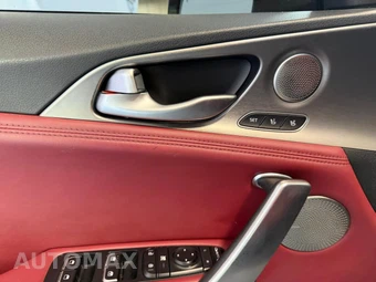 2021 Kia Stinger GT2 - miniatura 12