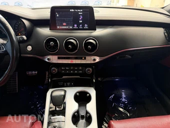 2021 Kia Stinger GT2 - miniatura 38