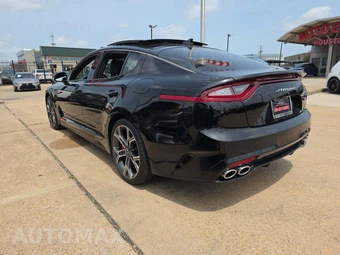 2021 Kia Stinger GT2 – miniatura 2