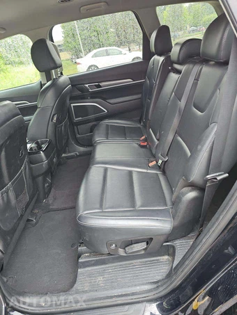2021 Kia Telluride LX - miniatura 13