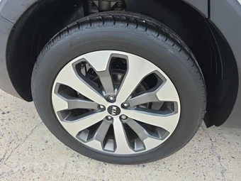 2021 Kia Telluride S – miniatura 10