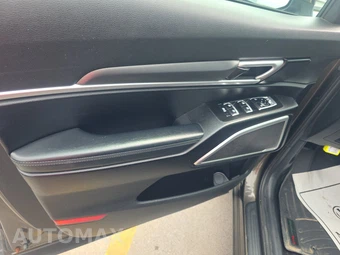 2021 Kia Telluride S - miniatura 9