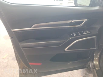 2021 Kia Telluride S - miniatura 9