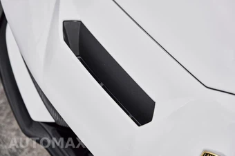 2021 Lamborghini Aventador SVJ Convertible – miniatura 10