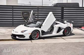 2021 Lamborghini Aventador SVJ Convertible – miniatura 6