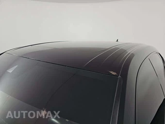 2021 Lamborghini Urus – miniatura 12