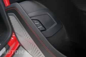 2021 Lamborghini Urus – miniatura 48