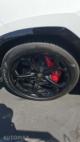 2021 Lamborghini Urus - miniatura 20