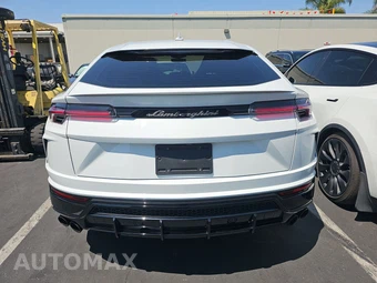 2021 Lamborghini Urus - miniatura 5