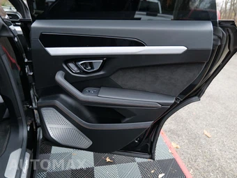 2021 Lamborghini Urus – miniatura 42