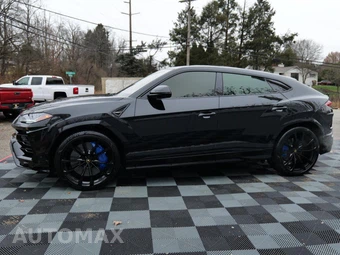 2021 Lamborghini Urus – miniatura 9
