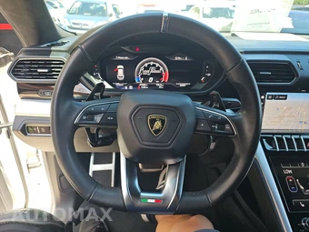 2021 Lamborghini Urus – miniatura 10