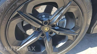 2021 Lamborghini Urus – miniatura 32