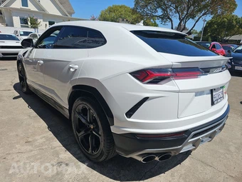 2021 Lamborghini Urus – miniatura 6
