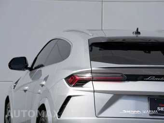 2021 Lamborghini Urus – miniatura 23