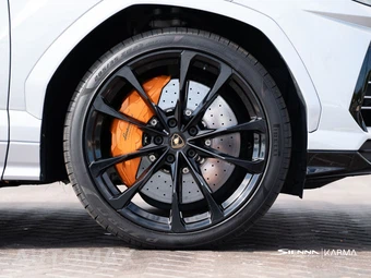2021 Lamborghini Urus – miniatura 27