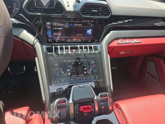 2021 Lamborghini Urus – miniatura 10