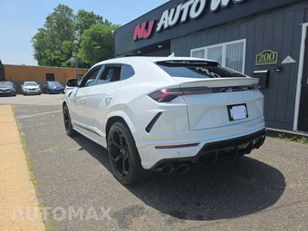 2021 Lamborghini Urus – miniatura 2