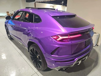 2021 Lamborghini Urus – miniatura 2