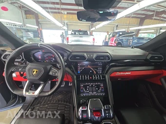 2021 Lamborghini Urus – miniatura 11