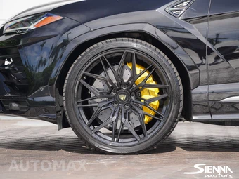 2021 Lamborghini Urus – miniatura 12