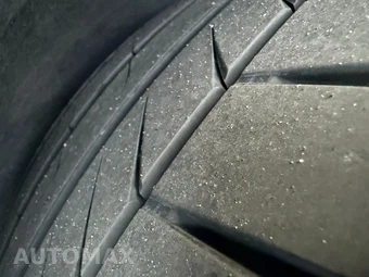 2021 Lamborghini Urus – miniatura 44