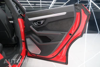 2021 Lamborghini Urus – miniatura 41