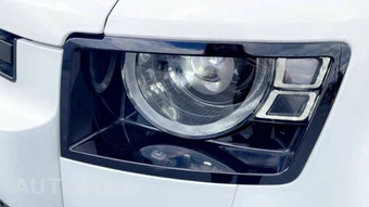 2021 Land Rover Defender 110 S - miniatura 10