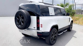 2021 Land Rover Defender 110 S - miniatura 23