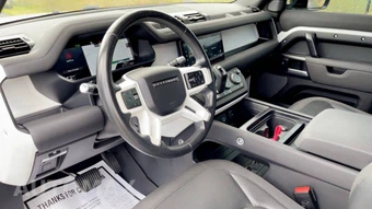2021 Land Rover Defender 110 S - miniatura 30