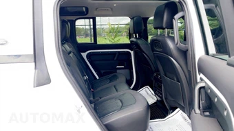 2021 Land Rover Defender 110 S - miniatura 34