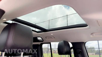 2021 Land Rover Defender 110 S - miniatura 40
