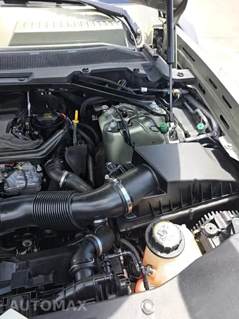2021 Land Rover Defender 110 S – miniatura 18