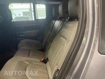 2021 Land Rover Defender 110 S - miniatura 17