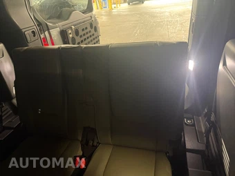 2021 Land Rover Defender 110 S - miniatura 19
