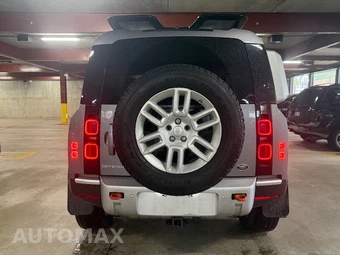 2021 Land Rover Defender 110 S - miniatura 9